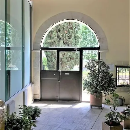 Διαμέρισμα Arles *centre Historique *terrasse *climatisation
